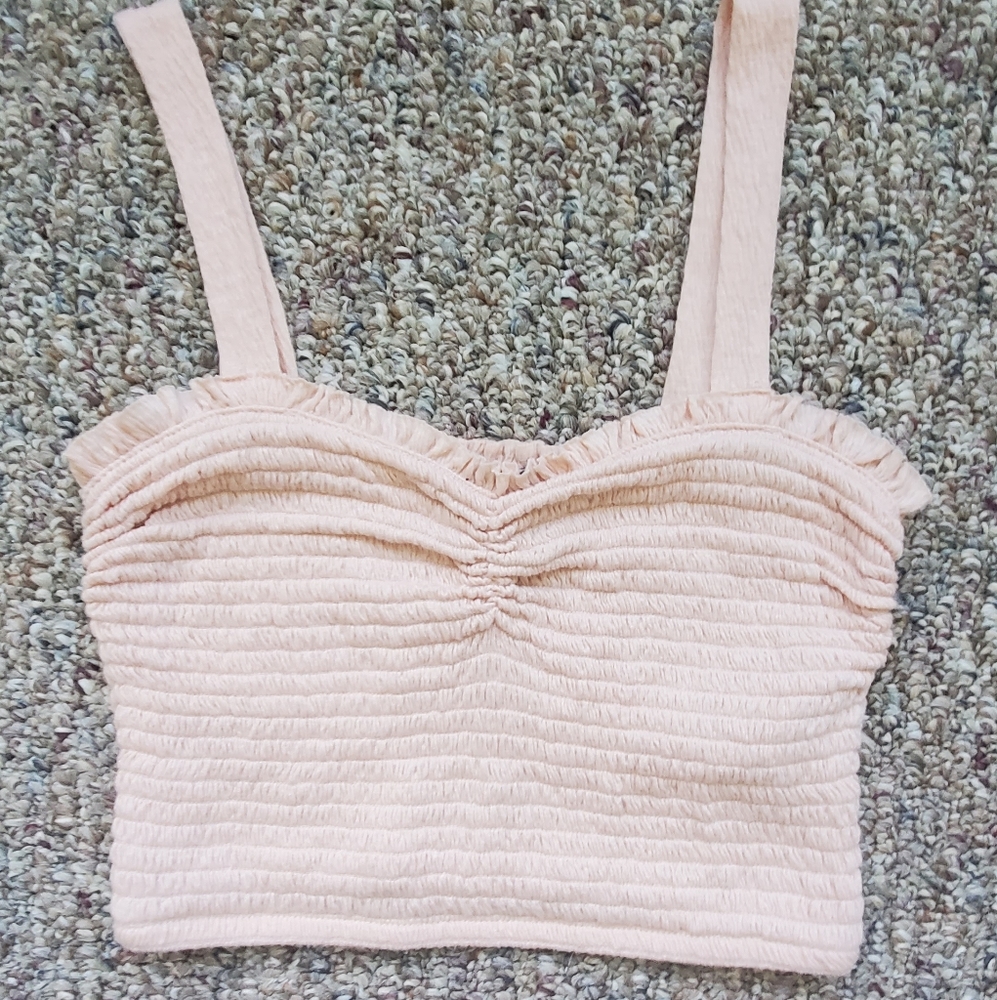 SOLD🌼Forever 21 crop top - Picture 2 of 4